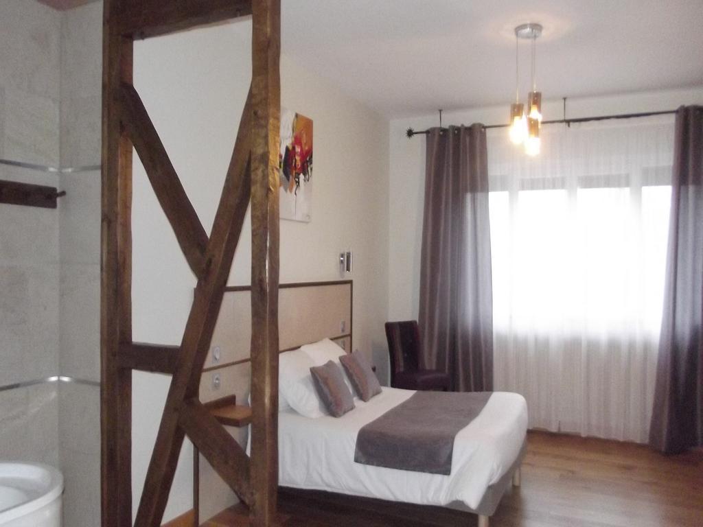 Auberge Des Moulins Pont-Les-Moulins Pokój zdjęcie