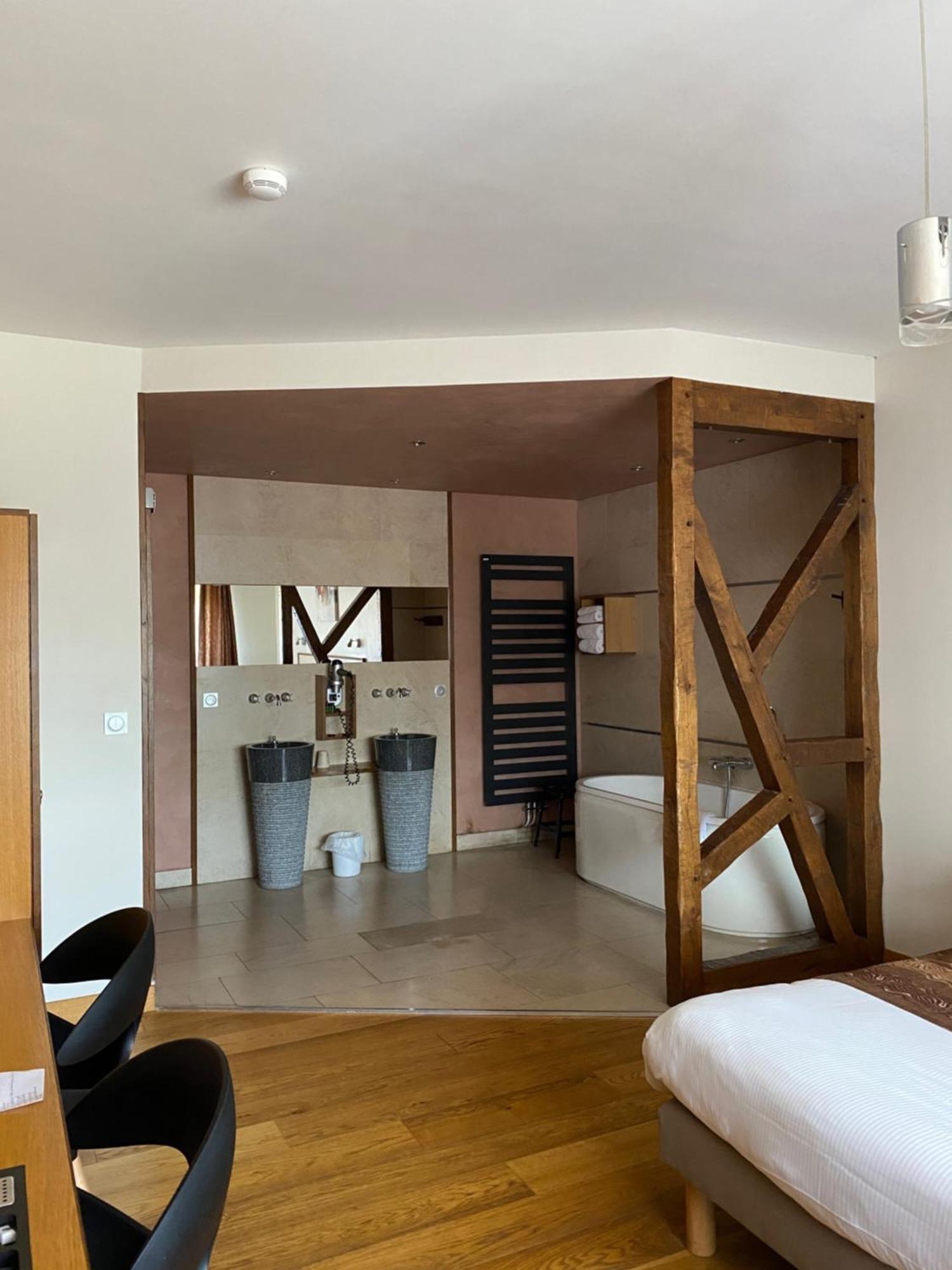 Auberge Des Moulins Pont-Les-Moulins Zewnętrze zdjęcie
