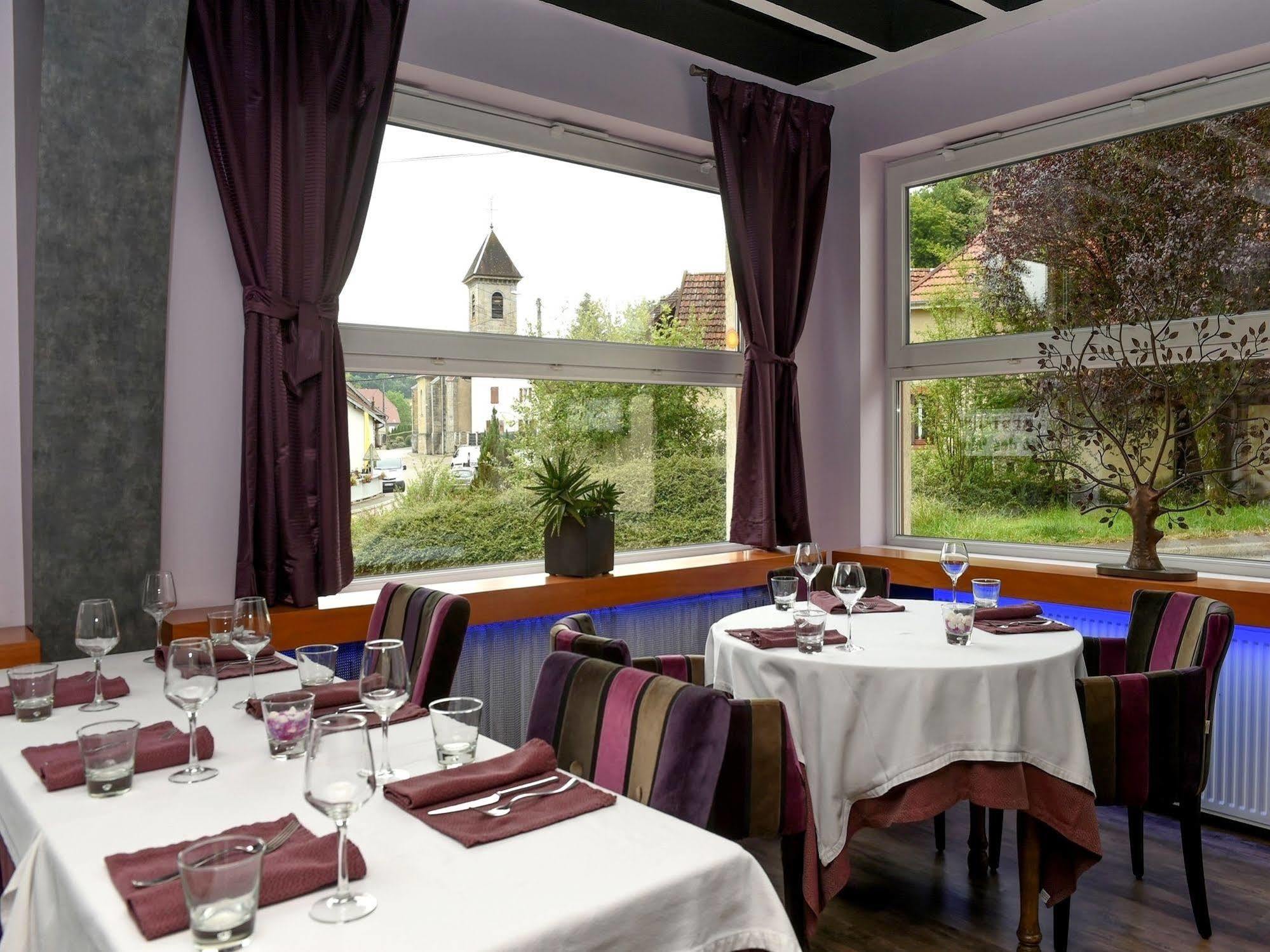 Auberge Des Moulins Pont-Les-Moulins Zewnętrze zdjęcie